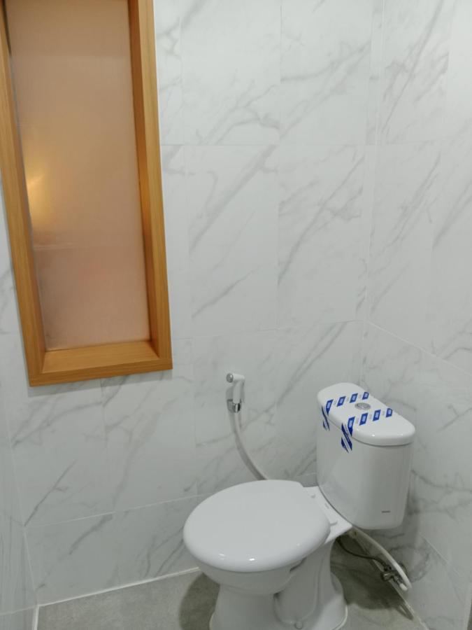 Andita Syariah Hotel Surabaya Luaran gambar