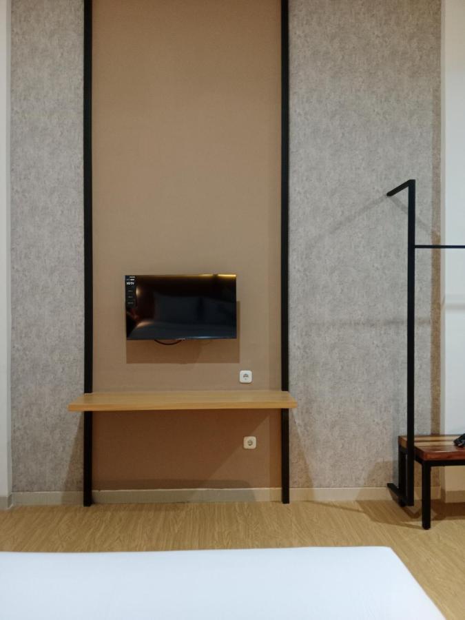 Andita Syariah Hotel Surabaya Luaran gambar