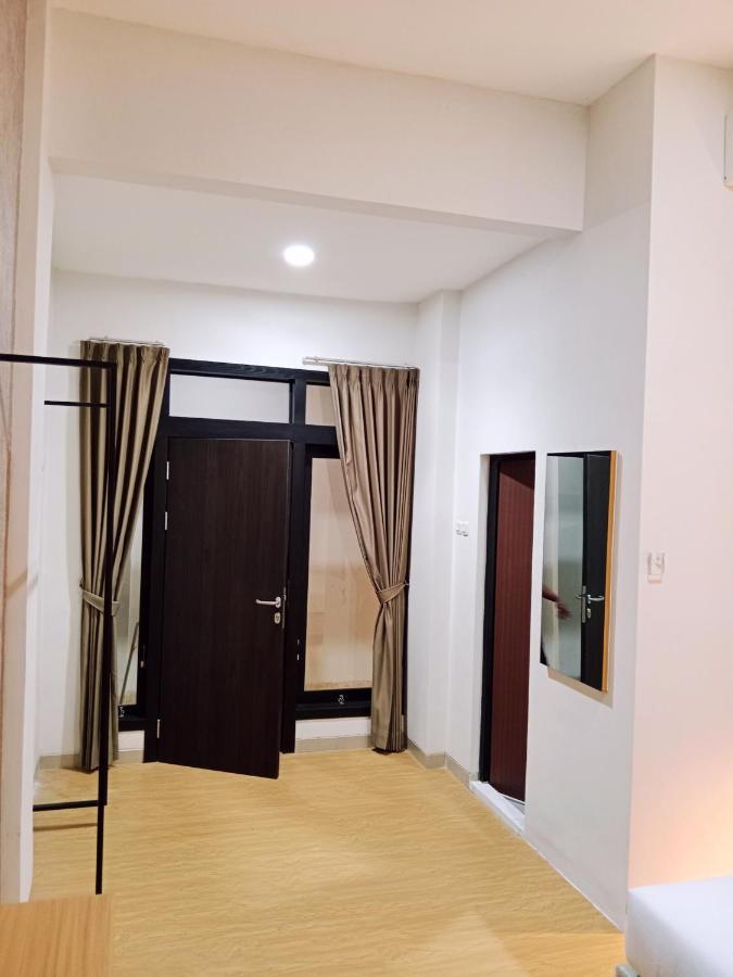 Andita Syariah Hotel Surabaya Luaran gambar