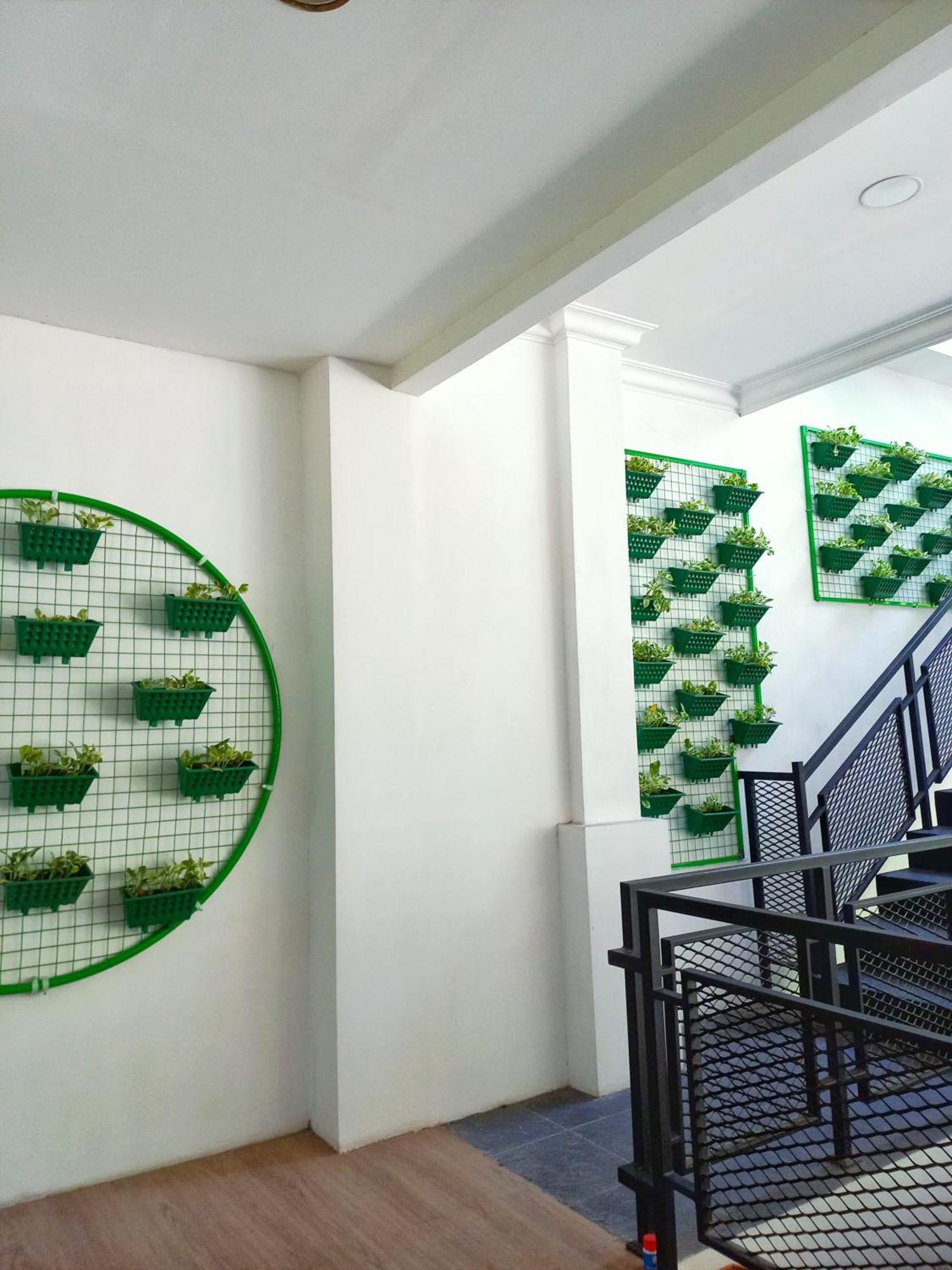 Andita Syariah Hotel Surabaya Luaran gambar