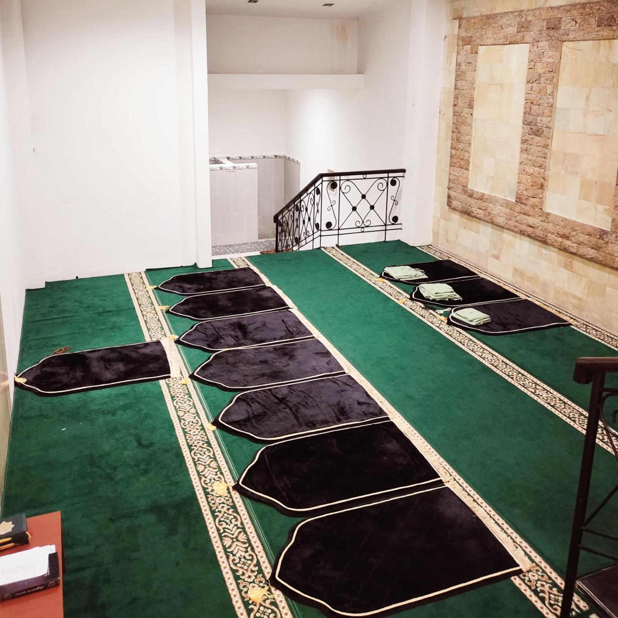 Andita Syariah Hotel Surabaya Luaran gambar